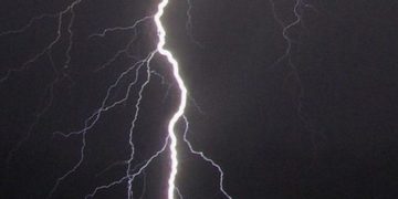 Lightning strike kills 2, injures 1 in Odisha's Bhadrak.