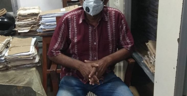Vigilance sleuths arrest crorepati Hindi teacher in Ganjam
