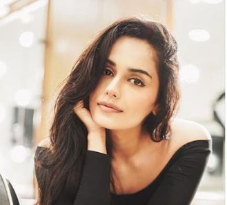 Manushi Chhillar joins Akshay Kumar for 'Prithviraj' shoot