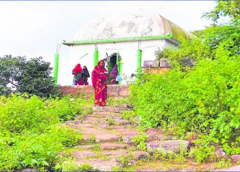 Atop the Aalamgiri hill under Barchana block in Jajpur district, shrine of ‘Satya Pir’ is located