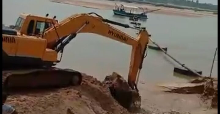 Wanton sand mining in Baitarani raises concern