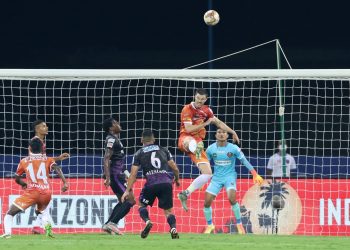 FC Goa's James Donachie clears an aerial ball during match 25 of Hero ISL7 at the Bambolim Stadium on Saturday. (Photo: ISL)