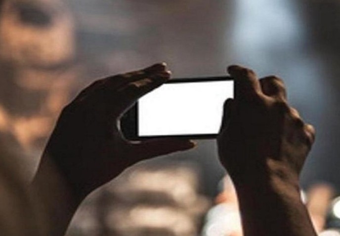 Parliamentary panel calls for government action against obscene content on OTT platforms