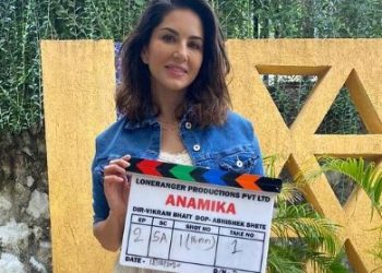 Sunny Leone begins shooting for her next with Vikram Bhatt