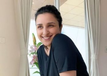 Parineeti Chopra posts 'after workout, before shower' pic