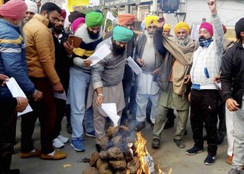 Protesting farmers