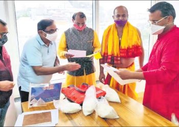 Devotee from Bhubaneswar donates 21 kg silver to Puri Jagannath Temple