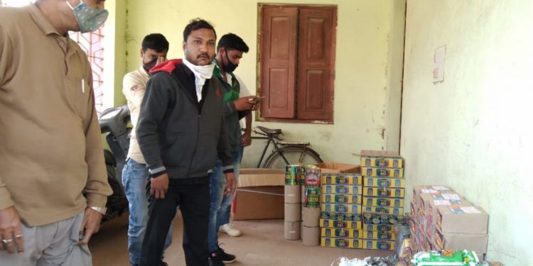 Fake zarda-making unit busted in Bhadrak, Jaleswar