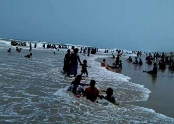 Jharkhand youth goes missing while bathing in Puri sea