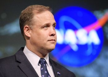 NASA administrator departs, Biden may pick a woman chief