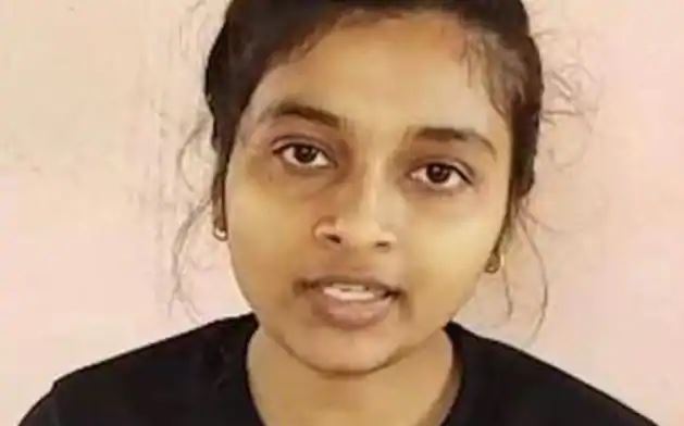 19-year-old girl becomes Chief Minister of Uttarakhand for a day -  OrissaPOST