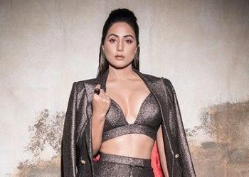 Hina Khan shares glamorous photos; gets slammed by trolls