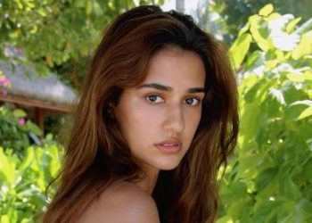 Disha Patani redefines fitness goals for fans; watch video