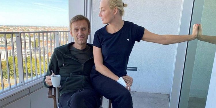 Alexei Navalny and Yulia Navalnaya