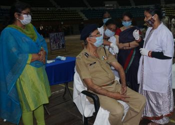Second phase vaccination drive begins in Odisha; DGP Abhay receives first jab