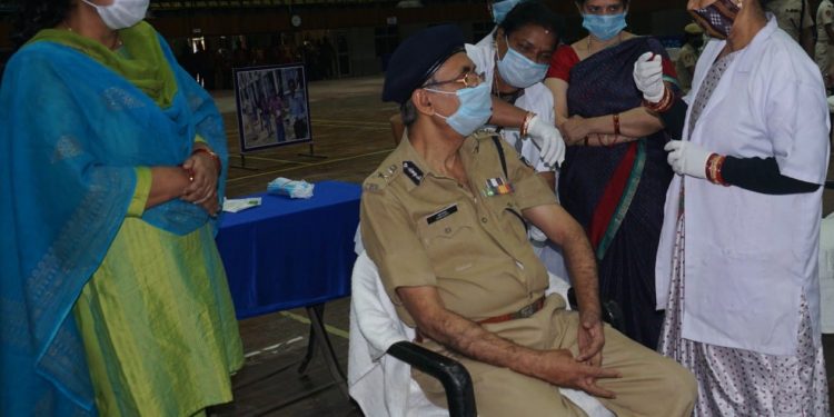 Second phase vaccination drive begins in Odisha; DGP Abhay receives first jab