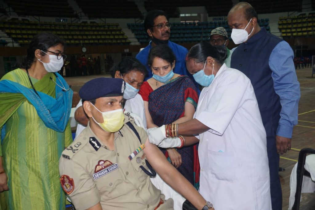 Vaccination drive begins in Odisha