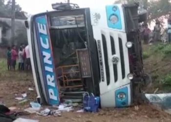 30 passengers injured as bus overturns in Kendrapara district  