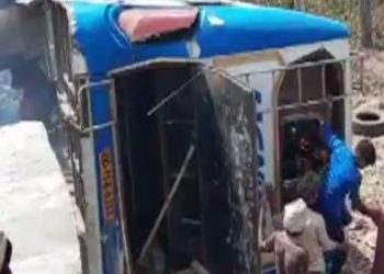 30 passengers injured as bus overturns in Mayurbhanj