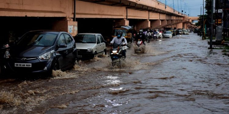 Frequent waterlogging on Bomikhal-Rasulgarh road inconveniences commuters