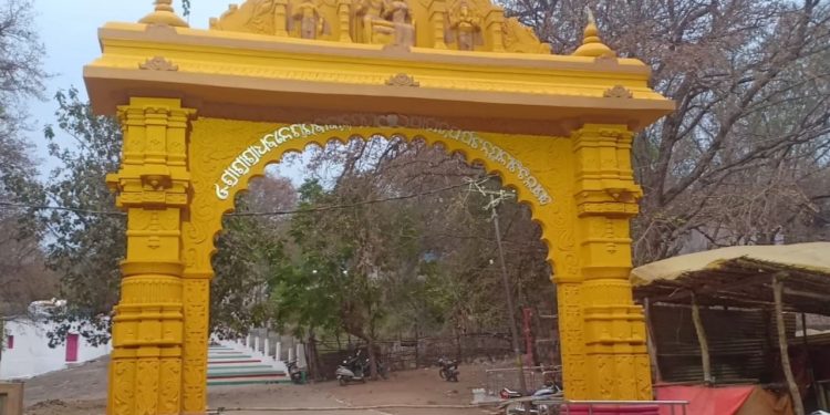 COVID-19 restrictions make Titlagarh’s historic Mahashiv Yatra a low key affair