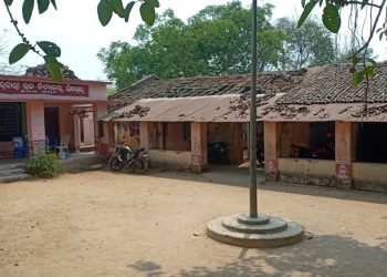 Established in 1959, this Kalahandi high school wallows in neglect