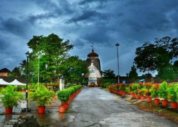 Lingaraj temple servitors, police personnel to undergo COVID-19 tests ahead of Maha Shivaratri