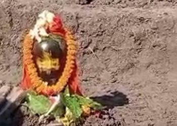 Miracle on Maha Shivratri Shivling with copper snake found buried under earth in this Odisha Village