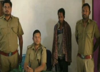 Poacher arrested while setting forest on fire in Kandhamal district