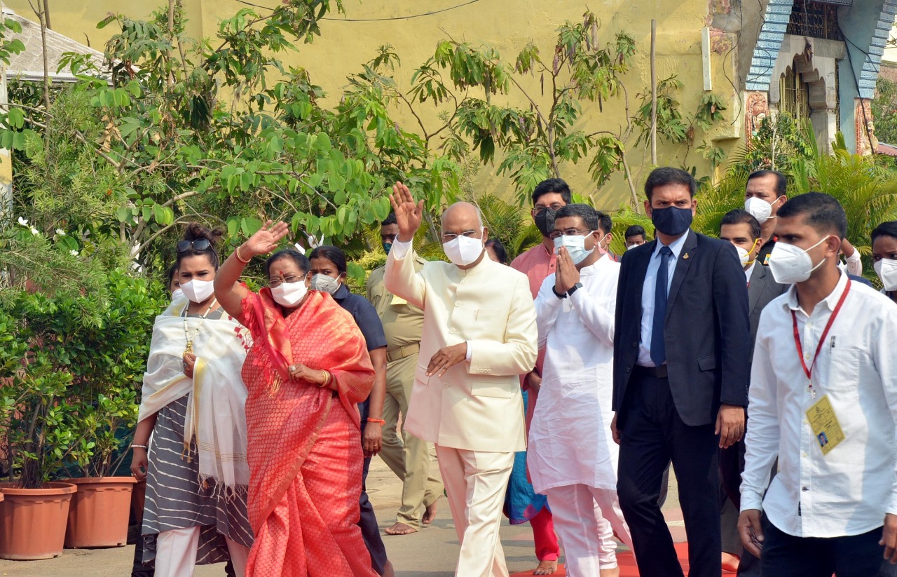 President Ram Nath Kovind along with first lady Sabita Kovind visited the Jagannath Temple