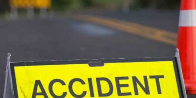 2 dead, I injured critically in bike-tractor collision in Kandhamal