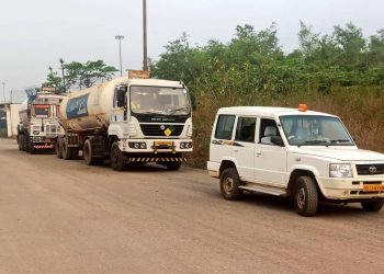 Odisha sends medical oxygen to Vishakhapatnam, Pune