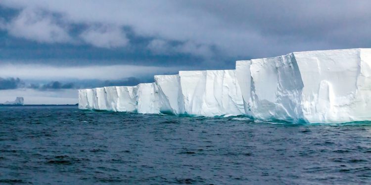 West Antarctica: Ice sheet as tall as 137x Empire State Buildings lost in 25 years, says study