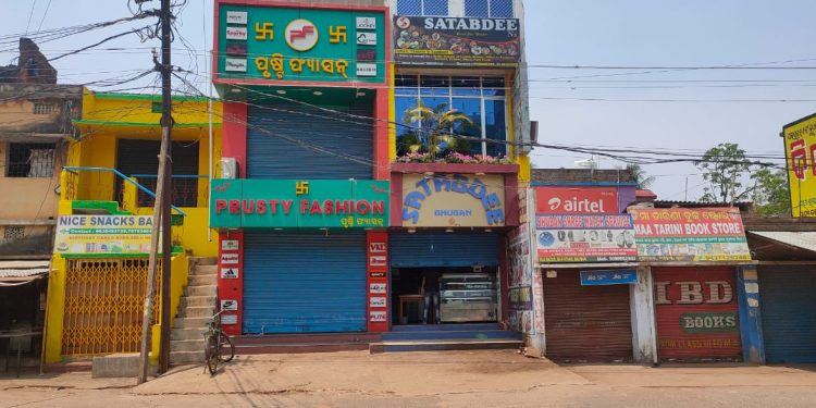 Affected by lockdown, Bhuban restaurateurs mull shutting shop