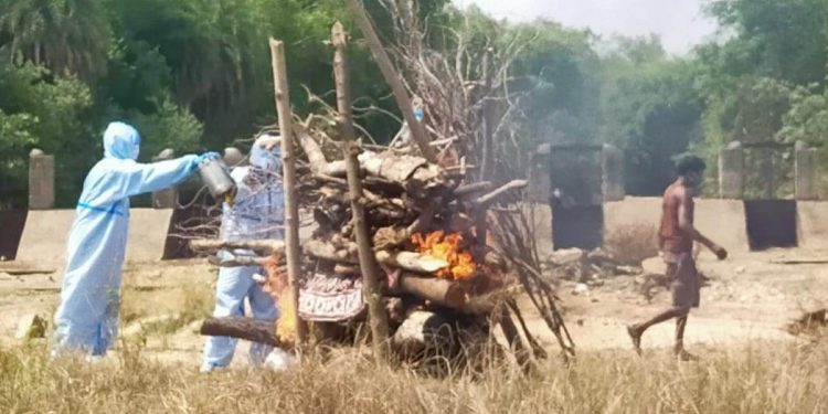 Deserted by relatives, COVID patient's body cremated by social organisation in Kalahandi