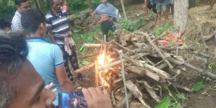 Childless couple performs last rites for pet ‘goat’ in Keonjhar district