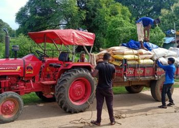 Action against hoarder 66 packets of fertilizer seized