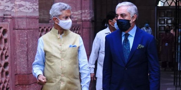 Jaishankar meets top Afghan peace negotiator Abdullah Abdullah amid rise in violence