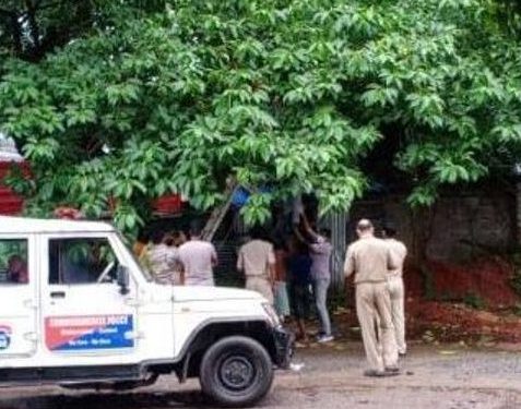 Youth’s hanging body recovered from Master Canteen bus stand in Bhubaneswar