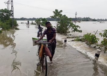 Floodwater from Subarnarekha cuts off over 20 villages in Balasore