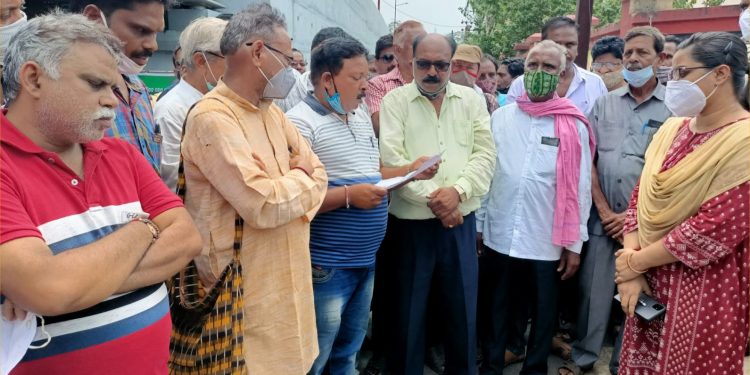 Sambalpur farmers up in arms over urea crunch