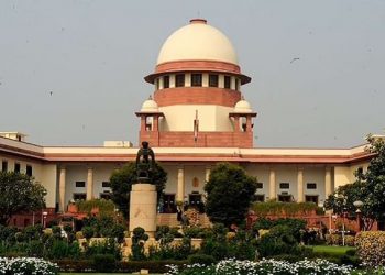 Petition under Article 32 can't be maintained to challenge binding verdict of apex court: SC