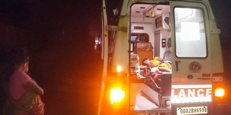 108 ambulance conks out, patient shifted in auto in Angul district 