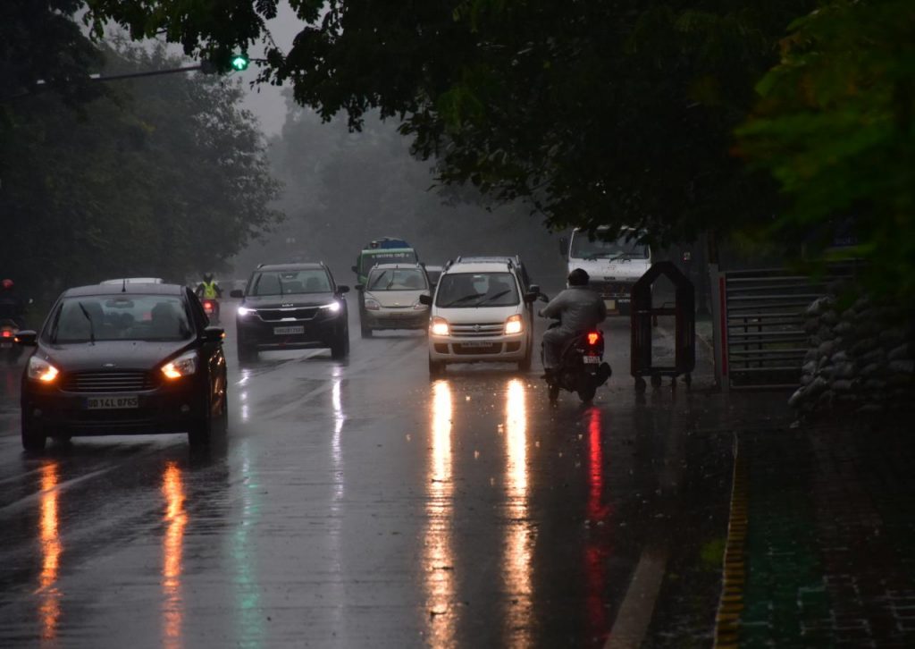 IMD issues yellow warning for these districts