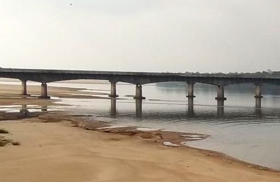 Locals sore over delay in bridge projects across Mahanadi