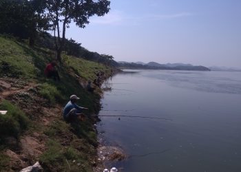 Fishermen fume over illegal fishing by outsiders