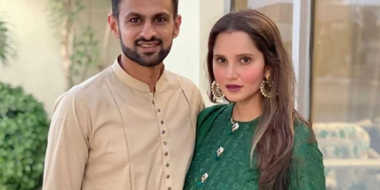 Pakistan TV channel pays hilarious tribute to Shoaib Malik