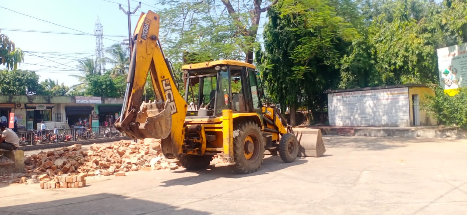 The seized excavator