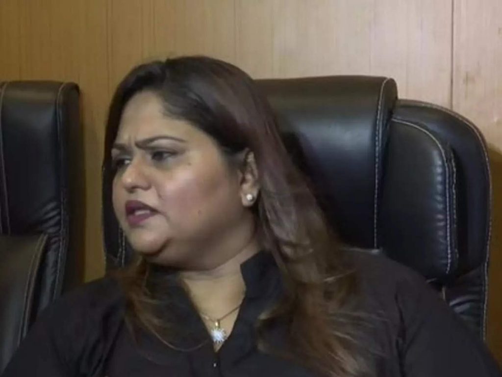 Sameer Wankhede's sister Yasmeen files complaint against Nawab Malik