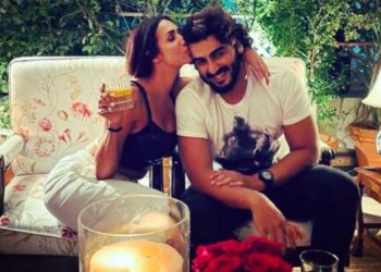 Arjun Kapoor 'happy' when Malaika laughs at his 'nonsense'